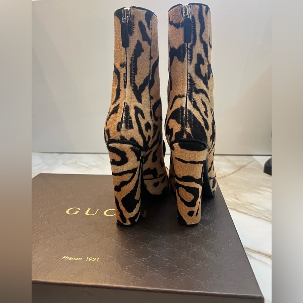 AUTH GUCCI Horsebit Pony Hair Leopard Animal Print  Ankle Boots - Tan/Black 38 - Picture 4 of 9